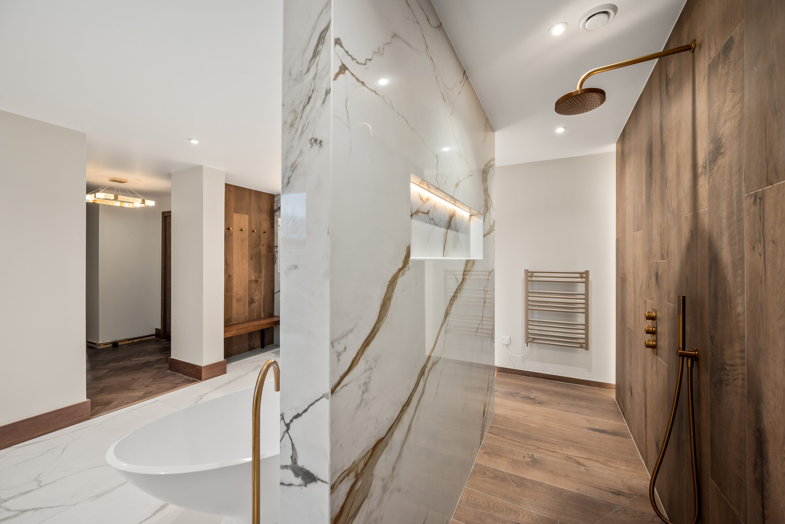 Shower Niche and Walk in Shower